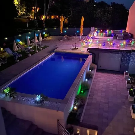 Adria Appartement *